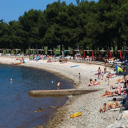 Апартаменты 2 Bedroom Awesome In Novigrad