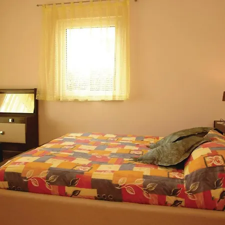 Gorgeous In Novigrad Apartment Novigrad Istria